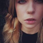 Daveigh Chase Instagram - After an attempt at bleaching my own hair #diy #whynot #livealittle 😊😂👏🏻👏🏻👏🏻👌🏼