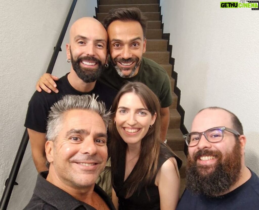 David Cristina Instagram - Ontem grande noite de standup no CineTeatro Turim totalmente remodelado. Obrigado pelo convite, Benfica! Só foi pena terem convocado também o @itsme_dagu e as suas calças.