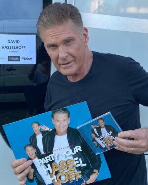David Hasselhoff Instagram - It's been one week since I released “Party Your Hasselhoff”. All your comments and positive feedback really warm my heart.  And you know what's even greater?  The album is Number 4 in the German charts!!! It's so great to see that you ordered the fan box, the vinyl and streamed all these songs that mean a lot to me. Thanks everyone, really feeling the love!  What's your favorite song?  Link in bio!

@schubertmusicofficial
@restless.records
@the_orchard_
@abglanzentertainment 

#partyyourhasselhoff
#davidhasselhoff
#thehoff
#thepassenger