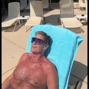 David Hasselhoff Instagram - Hey lifeguards!! Take the day off! The Hoff is in the house! 😎