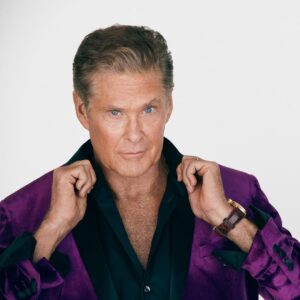 David Hasselhoff Instagram - Hello to my German friends!  I will be performing at the big Florian Silbereisen Show in Leipzig on September 4th.
I've come up with something very special for it.  So tune in and let yourself be surprised! 

#partyyourhasselhoff
#davidhasselhoff
#thehoff