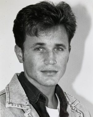 David Yost Instagram - 1st LA Headshot 🤓