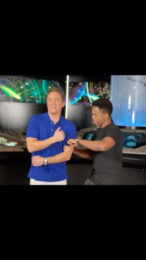 David Yost Instagram - MIGHTY MORPHIN POWER RANGERS: ONCE & ALWAYS - behind the scenes exploitations. Enjoy! #affirmative #affirmyoursrlf #powerrangers #powerrangers30 #mightymorphinpowerrangers #bluestoftheblue #blueranger
