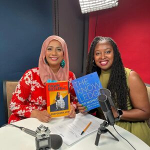 Dawn Butler Instagram - How to say you've got amazing friends without saying a word! 

@drnighatarif amazing book which features women of colour 👏🏾🙌🏾 

We are now authors !