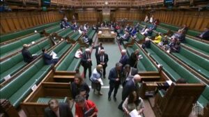 Dawn Butler Instagram - I gave the Deputy Prime Minister, @oliverdowden.mp, another chance to correct the record on his false claim.

Once again, he failed to do so. He is disrespecting @commons_speaker , House of Commons and the country.

According to the ministerial code, the Deputy PM should now resign!