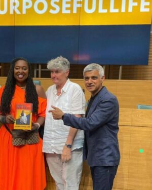 Dawn Butler Instagram - Our publisher @diversityriley had an amazing night celebrating the launch of @dawnbutlerbrent new book #APurposefulLife. Great to see @mayorofldn @thesinittaofficial @queenflo1809 @kanyakingcbe #MiquelBrown