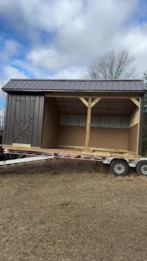 Dawn Olivieri Instagram - The babies shed arrives!!!!