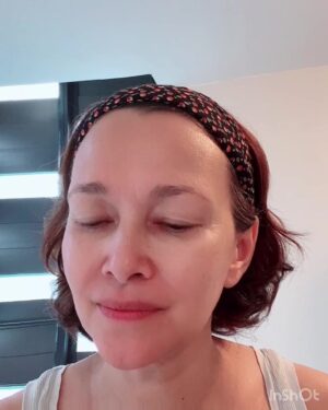 Deanna Yusoff Instagram - What are your thoughts on incorporating an oil serum into your skincare regimen?

Are you concerned that it might feel too oily, heavy, or rich, especially in hot and humid weather?

Are you worried that the oils could clog your pores and exacerbate acne or sensitive skin?

Could the use of oils result in excessively shiny skin or interfere with makeup adherence?

Additionally, does using oil on our faces lead to increased sweating?

Many individuals remain hesitant about using oil serums, particularly in tropical settings, which is understandable. Nevertheless, numerous skincare brands are introducing oil serums to their product lines, and the response has been highly encouraging, even in hot and humid environments. So why is that the case?

The key lies in using the correct carrier oils for specific skin issues.

Using the wrong carrier oils on the skin can lead to issues like skin congestion, irritation, and interfering with makeup application. Heavy, greasy oils can create a barrier on the skin that prevents proper breathing, leading to sweat and oil accumulation and exacerbating issues like acne breakouts, rashes, and fungal infections.

On the other hand, lightweight, non-comedogenic oils like jojoba oil and grapeseed oil can be ideal for acne-prone skin in hot and humid climates. These oils won't clog pores or create a barrier on the skin, allowing it to breathe and sweat to evaporate properly. Antioxidant-rich oils like argan and rosehip are perfect for dry or aging skin, providing deep hydration and reducing the appearance of fine lines and wrinkles.

Overall, choosing the correct carrier oils for specific skin types can be an effective way to improve skin health and appearance, even in tropical settings. 
Share your experiences with carrier oils in the comments below to help others find the best options for their skin concerns. 

#oilserum #seedoil #lightoil #carrieroils #oilyskin #acne #sweating #tropical #humidity #skincongestion #skinissues #lightweight #noncomodegenic #skin #malaysia #holisticskin #edelbotanica #certifiedformulator #deannaformulates #holisticskincare #naturalskincare #skincareingredient #singapore #nongreasy