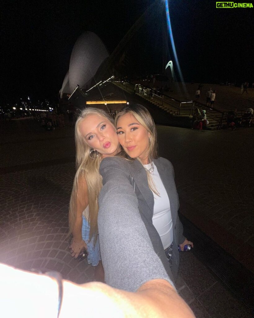 Deb Chubb Instagram - Can officially say I’ve been to Sydney now 📍 Sydney, Australia