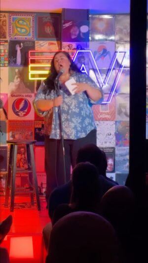 Debra DiGiovanni Instagram - Seriously tho, if you know anybody… #comedyclub #cats
