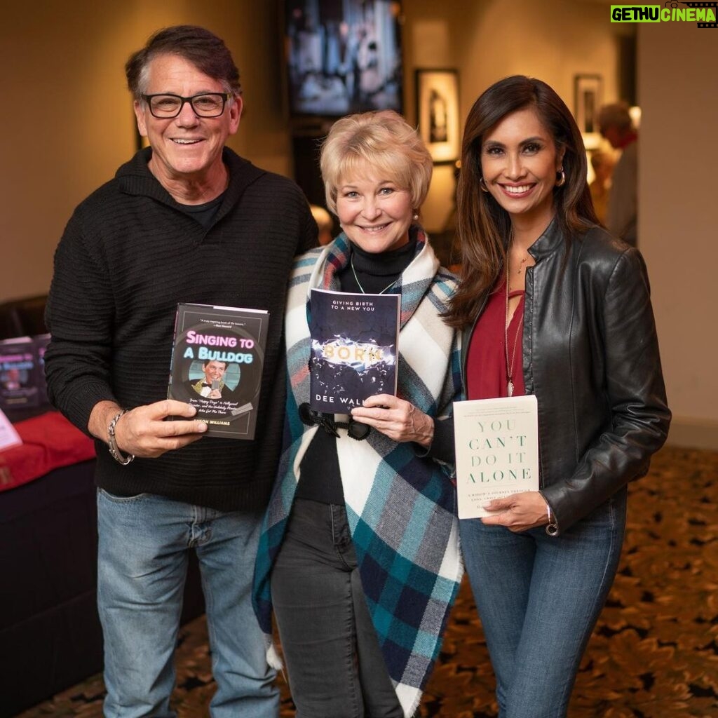 Dee Wallace Instagram - Had a beautiful time with fellow authors @mariasearth & Anson Williams at @hollywoodmuseum event. 📷 by @inniscaseyphotography