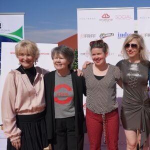 Dee Wallace Instagram - So beyond honored to have been awarded “Women of Influence” award by Heartlands Films and @susanpvicory at the Women Filmmakers Showcase for my contribution in the industry and world at large. I am so touched. 

And to be surprised by having my daughter present it was icing on the cake! 

#womeninfilm