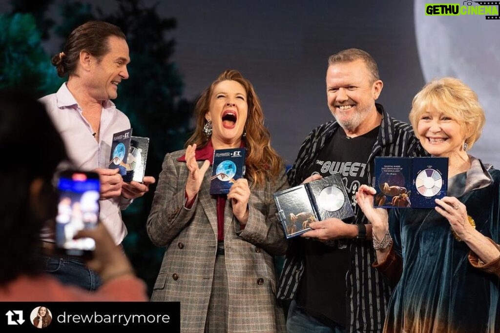 Dee Wallace Instagram - The faces in this photo make my heart happy. What a moment. @drewbarrymore new #ettheextraterrestrial eyeshadow pallet by @flowerbeauty is at #ultabeauty now! 🙃