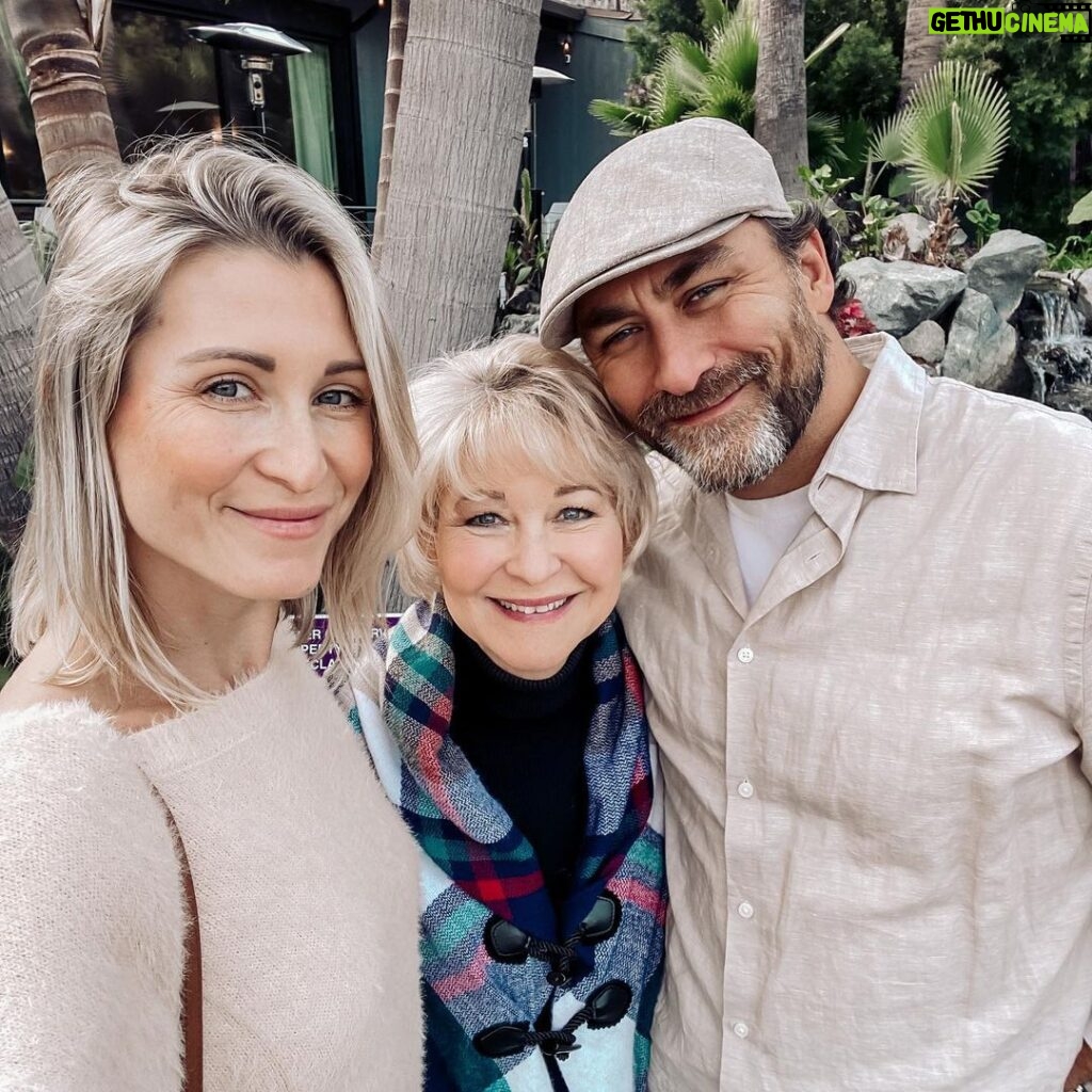 Dee Wallace Instagram - A day late but loving all my valentines people!