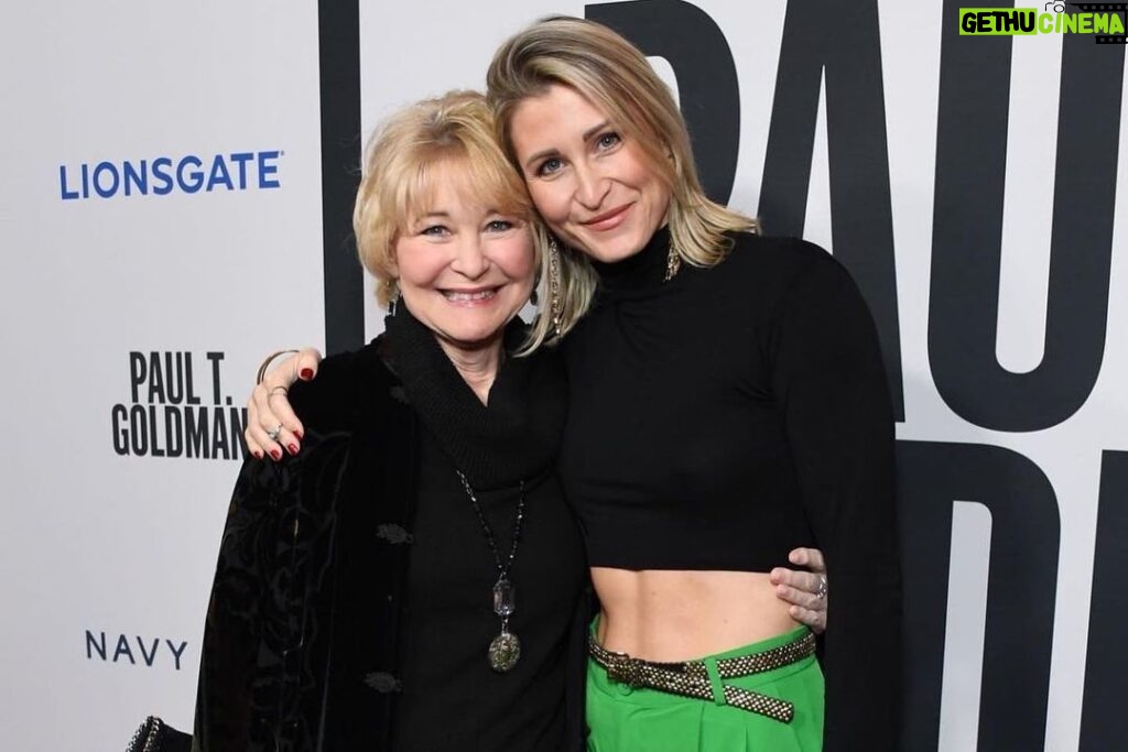 Dee Wallace Instagram - The premiere of @paultgoldmanseries for @peacocktv You MUST watch this show. Truly innovative, hilarious, & wild! Premiering January 1st. #paultgoldman