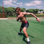 Dele Alli Instagram - What doesn’t kill you makes you stronger. I’m ready 💪🏽 The Campus