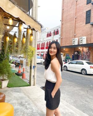 Della Delila Instagram - Sebut saja kota tua 🙃