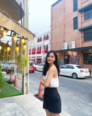 Della Delila Instagram - Sebut saja kota tua 🙃