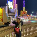 Della Delila Instagram - Netizen tercinta boleh kali ya bantu mikirin caption foto beberapa hari kedepan 🥰… Kalau ini kira2 apa ya capt nya? Bellagio Las Vegas