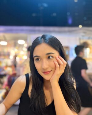 Della Delila Instagram - สวัสดี ✨✨