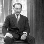 Demet Evgar Instagram - Tüm hayatını ülkesine , bizlerin geleceğine vakfetmiş Mustafa Kemal Atatürk “ e bir kez daha müteşekkirle. 30 Ağustos Zafer bayramımız kutlu olsun. #30ağustoszaferbayramı