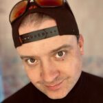 Denys Rodnianskyi Instagram - Узнал, что из всех факторов, укорачивающих человеческую жизнь, самый сильный - это токсичное общение. Грубо говоря, общение с людьми, с которыми вам плохо, убивает быстрее, чем все известные вредные привычки🧐 Тоесть - общаться надо только с теми, с кем хорошо☝️ #денисроднянский