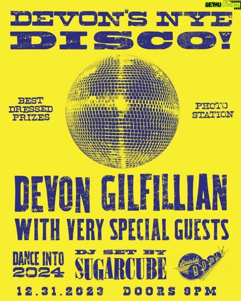 Devon Gilfillian Instagram - 🪩 What are you doing for New Year’s Eve??? We’re throwing the disco party of the year at @eastsidebowl with 20+ artists, my incredible band, special guests, and even my pops 🥹. We’ll be holding a contest for best dressed, so bring your disco fits. 💃🏾🕺🏾 Tickets on sale now. Nashville, Tennessee