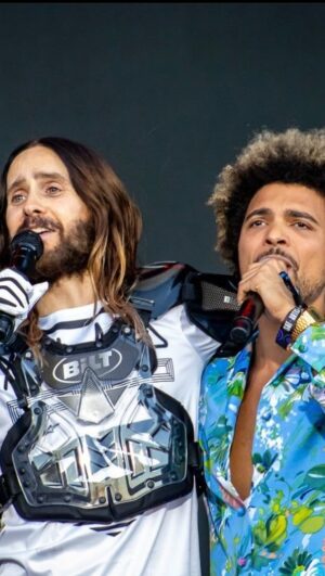 Devon Gilfillian Instagram - Still can’t get over this. Thank you @jaredleto and @30secondstomars for having me at @aclfestival 💜