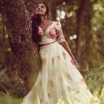 Dhanya Ananya Instagram - ഗുലാബ് | GULAB | குலாப் | गुलाब MUA: @alagne_signature Photo Credit: @artistic_expressionn Costume: @thapas_the_creative_tale Designer and stylist: @shilpashivdas Edit: @vishnu__photography___