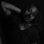 Dhanya Ananya Instagram - as if listening @vinod__lal @resh.m_a 🖤