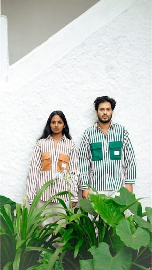 Dhanya Ananya Instagram - pause and play 🤎💚

Costumes : @cultxverse @cultverse_clothing 
Photography : @anees_as_k 
Assist : @praveen_mohan___ 
In frame : @midhunvenugopal_official & @kanmaniii3 
♥️ : @ma_l_oo