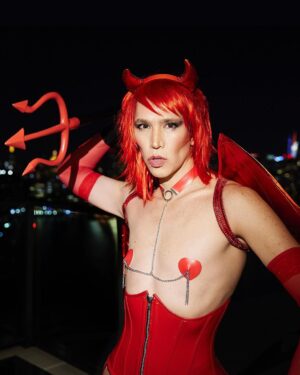 Di Mondo Instagram - 8:25 <devilicious>

“the good and the evil / el bien y el mal”

#HappyHalloween #Devil #Angel #DiMondo
Monday October.31.2022 #NewYork 
Photo: @adriannina 
Edit: @_alisa_grabko_ 
 
@instagram