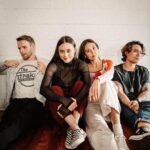 Dia Frampton Instagram - My best pick up line in middle school: “I’m in a band.” 📷 @megframpton