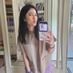 Dian Sastrowardoyo Instagram - Ending the week with family time and rest. Have a good one guys!
