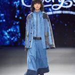 Diane Lin Instagram - 因為新戲《小菁與言言》認識了STORY WEAR，非常非常榮幸能受邀走品牌SS24的秀。特別想謝謝設計師願意讓我來展示他們的作品，畢竟我本人跟走秀的關聯？實在想不到。 想起去試裝那天，第一次見到品牌創辦人冠百，一個酷酷的女生。聽她分享創立品牌的初心、她的理念與期許、關於零廢棄時尚、永續經營與一個在地品牌應該肩負的社會責任等等，印象深刻的是她用平淡的語氣講述這些想必是困難重重的工作，聽了真的非常感動，也十分敬佩她的毅力。 最近記憶體不足、腦容量低下且文筆枯槁的我無法一一寫下，但希望大家可以搜尋STORY WEAR，讀一讀品牌背後那些值得地球人關注的故事。 最後，想謝謝勇敢追夢的人，世界總會因為你們而閃閃發光！ #永續的路上沒有人是局外人 #零廢時尚 #永續時尚 #零與無限大 #zerowastefashion @storywear_continues @storywear @tpe.fashionweek @designfortaipei