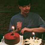 Diane Lin Instagram - 40歲絕對值得擁有兩個蛋糕吧！ 圖二：「哎唷，時間過得真快，一下就40了。」 圖三不符合人體工學🙂 生日快樂❤️ #年復一年