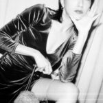 Diane Lin Instagram - 不要用簡訊分手！ Photographer @stevenchiang7882 手提包已絕版買不到了。