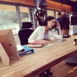 Dilara Gönder Instagram - #nediyosuun #cansu #ofis #cekimzamani