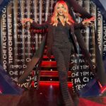 Diletta Leotta Instagram - Last special night ✨ @fab.fazio @chetempochefa @mammadilettante