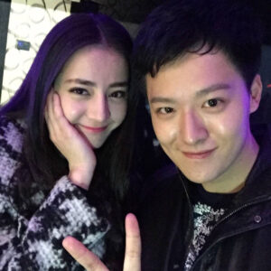 Dilraba Dilmurat Instagram - 谁还记得大明湖畔的高
雯😁
