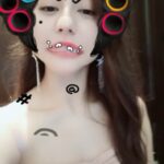 Dilraba Dilmurat Instagram - 😂😂