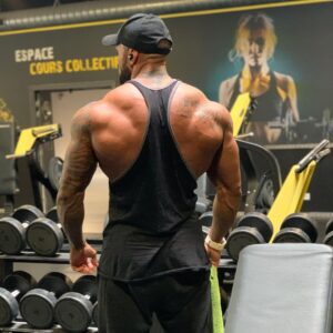 Dimitri Delavegas Instagram - 🐍🐍🐍BACKCOBRA🐍🐍🐍
➖➖➖➖➖➖➖➖➖➖➖➖➖➖➖➖➖➖
Bon début semaine à tous training,diet avant les vacances ☀️
Mais quesque je regarde au loin? 
➖➖➖➖➖➖➖➖➖➖➖➖➖➖➖➖➖➖
Good start to the week to all training, diet before the holidays ☀️
 But what am I looking at in the distance?
➖➖➖➖➖➖➖➖➖➖➖➖➖➖➖➖➖➖
Mes compléments dispo sur :
🌐www.amixfrance.fr
🏅Code promo dimitri10 
➖➖➖➖➖➖➖➖➖➖➖➖➖➖➖➖➖➖
#muscu #musculation #fitnessparkpoitiers #fit #fitness #fitnessgirl #fitnessboy #mensphysique #aesthetic #back #murailledechine #full #toutestbon #guerrierdor #body #bodybuilding