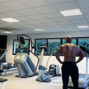 Dimitri Delavegas Instagram - 💥💥💥MURAILLE💥💥💥
➖➖➖➖➖➖➖➖➖➖➖➖➖➖➖➖➖➖
J’hésite pour mon cardio,tapis/elliptique/rameur/vélo 
et toi tu préfère quoi pour ton cardio?
➖➖➖➖➖➖➖➖➖➖➖➖➖➖➖➖➖➖
I hesitate for my cardio, treadmill / elliptical / rower / bike
 and you what do you prefer for your cardio?
➖➖➖➖➖➖➖➖➖➖➖➖➖➖➖➖➖➖
Mes compléments dispo sur :
🌐www.amixfrance.fr
👉🏽Code promo dimitri10 ➖➖➖➖➖➖➖➖➖➖➖➖➖➖➖➖➖➖
#muscu #musculation #ifbb #fit #fitness #fitfrenchies #mensphysique #aesthetic #body #bodypositive #bodybuilding #full #proleague