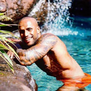Dimitri Delavegas Instagram - 😄😄😄SMILE FOR LIFE😄😄😄
➖➖➖➖➖➖➖➖➖➖➖➖➖➖➖➖➖➖
#body #bodybuilding #mensphysique #ifbbproleague #muscu #musculation #fit #fitness #fitnessmotivation #hawaii #lesanges8 #lesanges #honolulu #smile😊