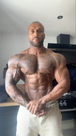 Dimitri Delavegas Instagram - 🔋🔋LOADING66%🔋🔋
➖➖➖➖➖➖➖➖➖➖
Road to….. 6 weeks 
➖➖➖➖➖➖➖➖➖➖
@or_coaching_pro 
@amixfrancenutrition 
@tom_ifbbgermaprobody 
➖➖➖➖➖➖➖➖➖➖
#body #bodybuilding #mensphysique #ifbbproleague #proshow #guerrierdor #eatclean #abs #nofilter #hardwork
