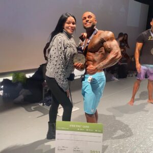 Dimitri Delavegas Instagram - ⭐️⭐️⭐️GOODBYE2021⭐️⭐️⭐️
➖➖➖➖➖➖➖➖➖
Ce moment restera une magnifique journée….PROCARD
Swipe left 😎
➖➖➖➖➖➖➖➖➖
#procard #ifbbpro #npc #proleague #mensphysique #competition #metz #fit #fitness #body #bodybuilding #bae #guerrierdor