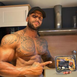 Dimitri Delavegas Instagram - 🍗🥦🍠EATCLEAN🍠🥦🍗
➖➖➖➖➖➖➖➖➖➖➖➖➖➖➖➖➖➖
⬇️🚨NEW PARTENAIRE 🚨⬇️

Vous cherchez des repas diététiques🥦 ,ultra frais et super bon 😋vous êtes sur le bon post, les repas @iron_meals__  sont juste incroyable…
➖➖➖➖➖➖➖➖➖➖➖➖➖➖➖➖➖➖
délicieux,goûteux,sain et équilibré il y a du choix pour tous n’hésitez pas à aller voir leur site internet 
➖➖➖➖➖➖➖➖➖➖➖➖➖➖➖➖➖➖
🔸Des ingrédients de qualité
🔸Des repas frais 
🔸Viandes halal 
🔸Livraison gratuite ile de France à partir 35euros
🔸Livraison sur toute la France dès septembre 
➖➖➖➖➖➖➖➖➖➖➖➖➖➖➖➖➖➖
tout es bon la Team, vous bénéficiez en plus  d’un code promo dimitri20 de -20% sur votre commande sur le site 
www.ironmeals.fr
🤩🤩🤩 ça fait toujours plaisir 🙃
➖➖➖➖➖➖➖➖➖➖➖➖➖➖➖➖➖➖
#ironmeals #diet #repasequilibre #healthyfood #eatclean #deliciousfood #chicken #sweetpotato #beef
