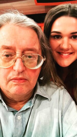 Dina Garipova Instagram - Дорогой Александр Борисович. Прошло уже 40 дней, как Вас нет с нами… И нам Вас очень не хватает. Любим Вас всем сердцем и всегда будем помнить. Спасибо за всё…