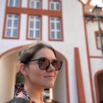 Dina Garipova Instagram - Прочитала Ваши комментарии) Большое спасибо всем за добрые слова ❤️ И по вашим просьбам рассказываю чуть подробнее о нашем путешествии и о том, где мы поселились. ⠀ После внимательного изучения различных отелей, пришли к тому, чтобы снять квартиру или дом через @airbnb . ⠀ Я часто бронирую жильё по всему миру с помощью этой площадки. Приятным бонусом стало и то, что цены оказались ниже, чем в отелях. Плюс это тоже интересный опыт-пожить в домах, где живут местные жители, ощутить себя тоже местным 😉 ⠀ Таким образом, мы начали свою поездку со Светлогорска. Поселились там в уютной квартире в небольшом доме. В 5-7 минутах от нас был пляж 🏝. Пешком можно было дойти до центра и вокзала. ⠀ А сейчас мы уже в Калининграде. В очень симпатичном домике, который тоже расположен близко к достопримечательностям и сам по себе является исторической ценностью. ⠀ В остальных поселках и городах мы были уже проездом. И о них я расскажу уже в следующий раз.) ⠀ #ДинаГарипова #DinaGaripova #ДинәГарипова #Калининград