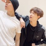 Dino Instagram - everybody give me a high-five🖤 @feat.dino @vernonline #DINO #VERNON